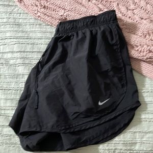 Black Nike tempo running shorts XXL